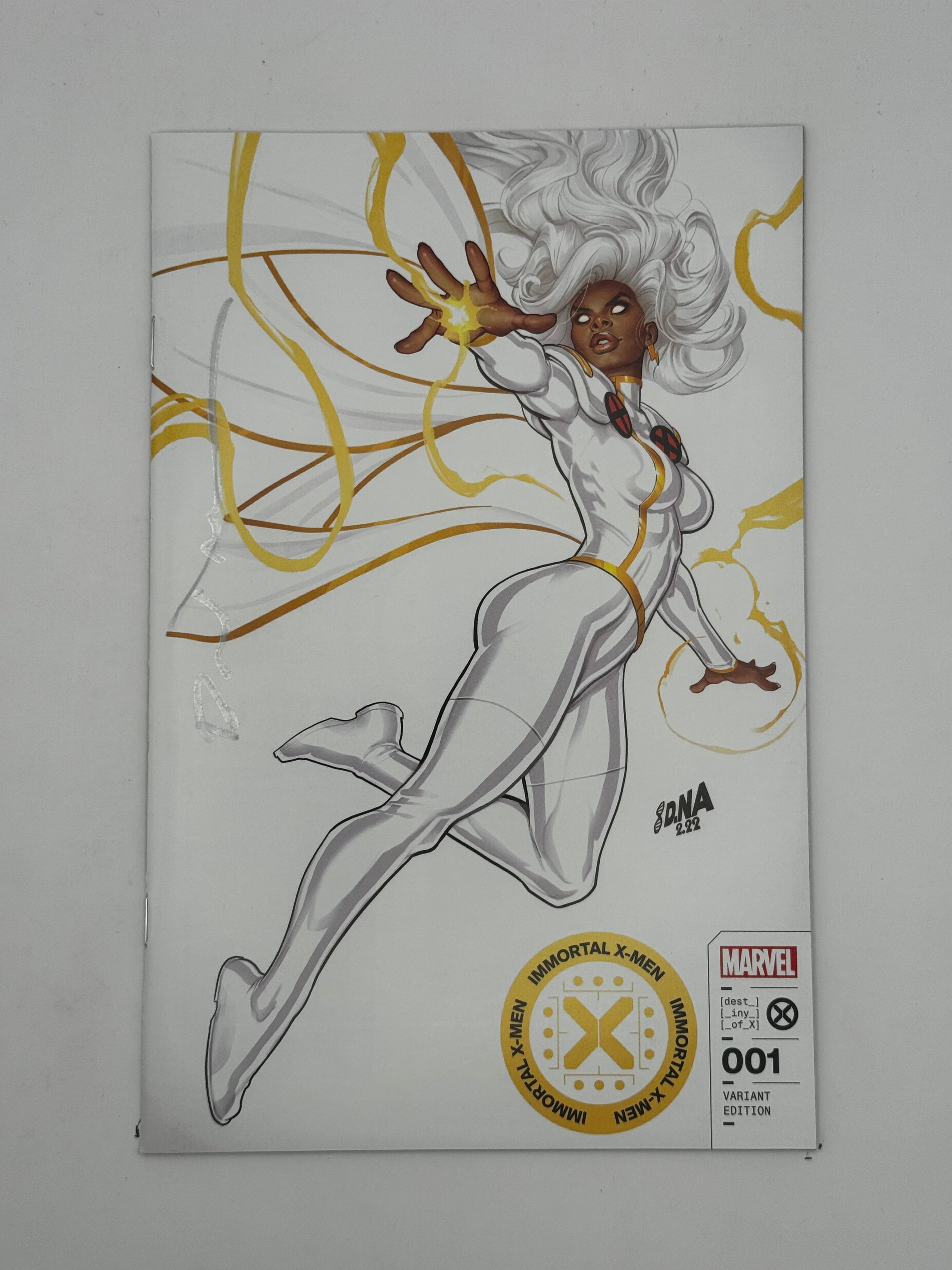 SIGNED by David Nakayama] IMMORTAL X-MEN 1 UNKNOWN COMICS DAVID
